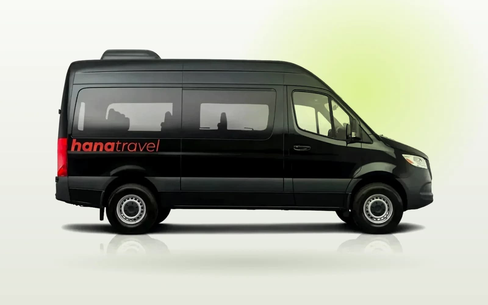Kleinbus Mercedes-Benz Sprinter – 13 Personen: Mercedes-Benz Sprinter oder vergleichbar für den Transfer ab Flughafen Antalya – bis 13 Personen und 13 Koffer